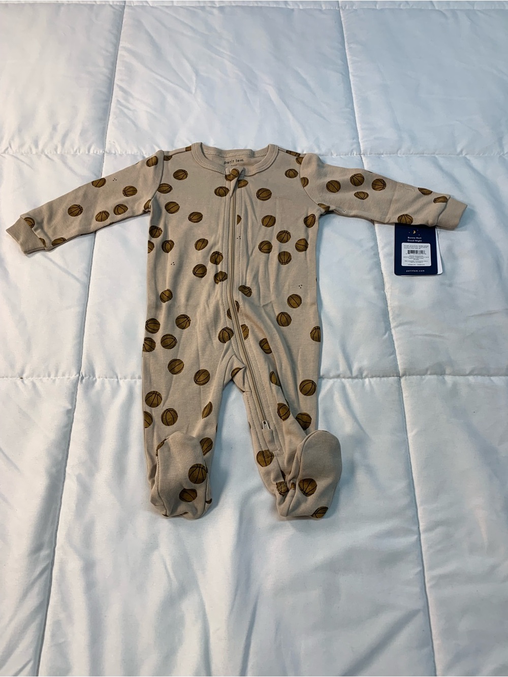 New petit lem sleeper size 3M